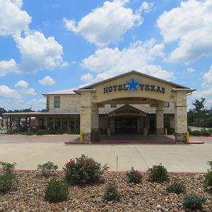 Hotel Texas Hallettsville